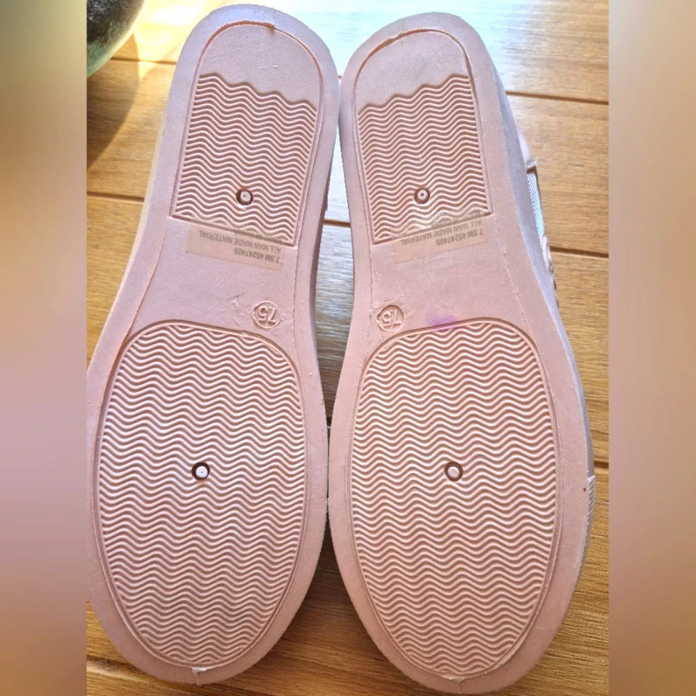 C‎ Est 1946 Light Pink Sneakers - Size 7.5